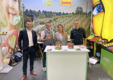 Roland Rosenzopf, Hannes Schaffler, Veronika Schmid und Walter Wilfling von der EVA Handels GmbH.