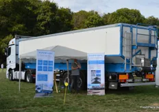 EMS Agrar entwickelt und vertreibt moderne Bandwagen für Agrarzwecke. 