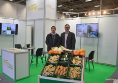 Ralf Settels (r) ist Geschäftsführer der Jiahe GmbH mit Sitz in Erkelenz und widmet sich der Beschaffung und Vermarktung von Ingwer, Kurkuma und Süßkartoffeln.