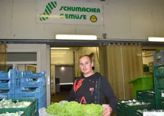Ein Mitarbeiter von Schumacher Gemüse