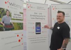 Wiberry ist ein Tochterunternehmen vom Hof Wichmann. Vor etwa 10 Jahren entwickelte der Erzeugerbetrieb ein innovatives Softwareverfahren für den Produktions- und Ernteablauf. Unter dem Namen Wiberry wird das System nun auch kommerziell vermarktet.