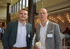 Max Santen und Geschäftsführer Timo Heep von der Fruchthansa GmbH