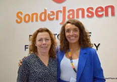 Angelique de Luy (Head of Accounting) und Tatiana Fève-Engelen (International Account Manager) von SonderJansen