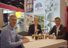 Joost Hilgersom (International Sales Manager), Hetty Peffer (Sales Director) und Sven van Herwijnen (International Account Manager) von Prochamp B.V.