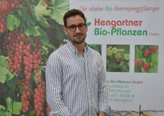 Marco Stäger von Hengartner Bio-Pflanzen. 
