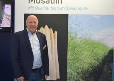 Stefan Pohl, Produktspezialist Spargel bei Limgroup, präsentierte am ersten Messetag die neue Spargelsorte Mosalim. 