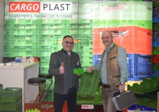 Geballte Kompetenz in Sachen Kunststoffbehälter: Robert Reck-Heinrich (l) des Salemer Unternehmens Cargoplast und Walter Ahn von Wasto-Pac mit Sitz in Erftstadt.