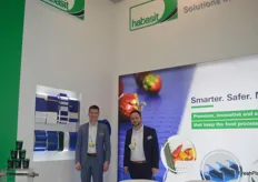 Habasit GmbH präsentierte insbesondere Technologien für den sicheren und effizienten Förderbetrieb, so Andreas Weber (r).