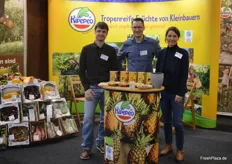 Die Firma Kipepeo widmet sich primär dem Import und Vertrieb von Bio- und Fairtrade-Fruchtexoten, u. a. aus Uganda und Indonesien. Im Bild: Markus Kubach, Sven Ziegler und Nicole Lindmayer