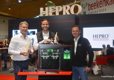 Der Hepro/HPW-Stand ist bereits seit Jahren ein absoluter Hingucker im Eingangsbereich der Halle 1. Im Bild: Christoph Wolter, Philipp Haupt und Alex Fröse.