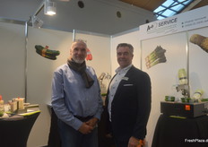 Peter Schiffman von A+P Service und Andre Vois von bandOlution teilten sich einen Stand.