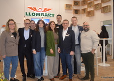 Die Belegschaft der Llombart GmbH. Das im Schwarzwald beheimatete Unternehmen stellte auch in diesem Jahr mit seinem Partner Ahmet Aktas (äußerst rechts) der Wonderland Farmers GmbH aus.