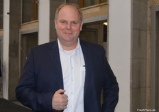 Carsten Abenhardt ist Gemüseerzeuger in Datteln (NRW) und erzeugt u. a. Möhren, Kürbisse sowie Zucchini, konventionell sowie bio.