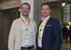 Andre Teiting und Frank Lindenstruth von der Barsch GmbH & Co. KG. Das Maschinenbauunternehmen mit Sitz in Reiskirchen gilt bereits seit vielen Jahren als Spezialist in Sachen Flowpackmaschinen, u. a. für Möhren und weiteres Wurzelgemüse.