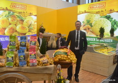 Steffen Lange am Stand der Friweika. Das sächsische Unternehmen vertreibt abgepackte Speisekartoffeln sowie verschiedenste Kartoffelerzeugnisse, wie Klöße und dergleichen.