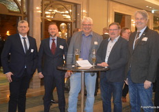 Vertreter der beiden Züchtungsunternehmen Solana und Europlant.