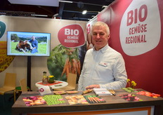 Jens Hesse am Stand der Bio Gemüse Regional AG aus Dresden. Das Unternehmen vertreibt v. a. Freilandgemüse wie Zwiebeln und Möhren von ausgewählten Bio-Betrieben, sowohl am Frischmarkt als auch an Industriekunden.