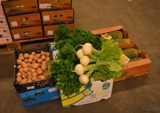 The distributor recieves his domestic fruit and vegetables from local German growers.