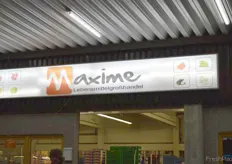 "The primary Belgian company "Maxime BVBA" is based on the wholesale market since 2014. Maxime leads in addition to fresh fruit and vegetables dried fruits and Turkish dairy and meat products."