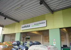 "The "van Wylick GmbH Fruchtimport" sells fruits, vegetables, exotics and tropical fruits on the wholesale market in Essen."