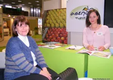 Mpeutikayra and Sophia of AC Tirnavos (Greece), a first-level productive cooperation (founded in 1928) with 165 producers – members, having a wide range of agricultural products (fruits) which are produced by its members and are distributed through the organization.