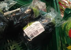 Auch spanische Bio-Auberginen kann der Kunde im V-Markt erwerben.