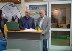 Enrico Hirche und Frank Reiser repräsentierten die SABTEC GmbH. Spezialisiert ist das Unternehmen auf Folienhaussysteme und Gewächshaustechnik.