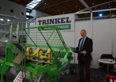 Werner Trinkel ist seit vielen Jahren in der Branche tätig. Er stellte seine neueste Gemüsetechnik, darunter auch eine Waschmaschine für Salate, auf der Messe vor.