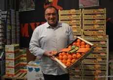 Ralf Wisser ist seit mehr als 20 Jahren in der Obst- und Gemüsebranche. Seit 2006 führt er mit der Ralf Wisser GmbH seinen eigenen Fruchtgroßhandel.