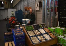 Peter Wien ist seit 30 Jahren am Großmarkt tätig. Seine Pilze kommen aus Polen, Holland und Deutschland.