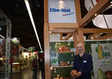 Marketingleiter Jens Anderson der Elbe Obst Vermarktungsgesellschaft