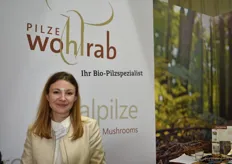 Geschäftsführerin Katharina Wohlrab-Barden des Pilzvertriebs Pilze Wohlrab
