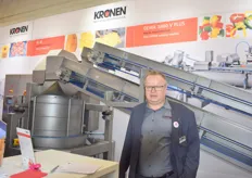 Direktor Stephan Zillgith der Kronen GmbH zeigt das neue Trocknungssystem K650