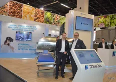 Tomra, sorting, greeding, peeling and analytical solutions to protect and enhance your brand. Bruno Gabriël und Christian Hofzommer.