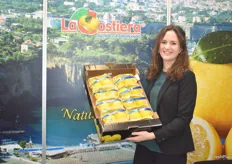 Am Stand der italienischen Firma La Costiera. Das Unternehmen hat sich 100% dem Anbau und Vertrieb biologischer Zitronen gewidmet.