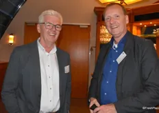 Jörg Holweg von Strahmann Potato GmbH im Gespräch mit seinem niederländischen Kollegen Ron David von Quiks Potatoes.