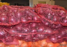 Rote Zwiebeln werden womöglich aus der Region bezogen, so Herr Eggers.