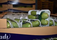 Kadi ist eine etablierte Marke für türkisches Fruchtgemüse. Die Gemüsekulturen werden direkt aus der Türkei importiert, kommentiert Herr Arslan des vermarktenden Unternehmens Aysa.