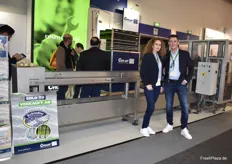 Christina Spieß und Peter de Boer von Cyklop. Das deutsch-niederländische Unternehmen bietet nachhaltige Bindemaschinen für Obst und Gemüse. 