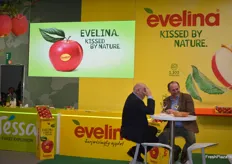 Evelina ist ein bewärhter Clubapfel wlcher vorwiegend in der österreichischen Steiermark und Südtirol angebaut wird. Der Konsum quer durch Europa ist immer noch steigend.