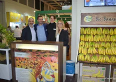 Die Vertretung der lehmann natur GmbH: Yasar Yazici, Geschäftsführer Raphael Kennerknecht, Marion Hoffmann und Sabrina Punpocha.