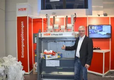 Die Firma HSM ist im Bereich der Abfallentsorgung tätig. Armin Rock stand am Stand des Unternehmens Rede und Antwort.