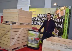 Das polnische Unternehmen PPHU HENRYK hat sich komplett auf die Herstellung sowie den Vertrieb von Holzkisten spezailisiert. Die Boxen werden u.a. im Kernobst- und Kartoffelbereich verwendet. 