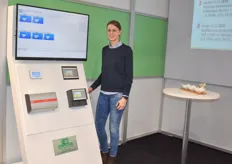 Sabrina Fischer vertritt das Unternehmen Schuster. Die Firma bietet moderne Kühlanlagen und CA-Technik für die Lagerung von Obst und Gemüse.  