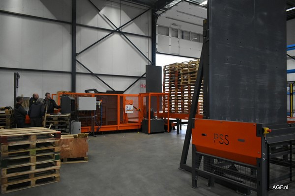 Mopal Palletindustrie weiht offiziell das neue Gebäude ein