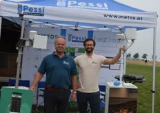 Egbert Bakker und Benedikt Pircher vertraten das österreichische Unternehmen Pessl. Am Puls der Zeit entwickelt die Firma moderne Überwachungstechnik, etwa für den Obstbau. 