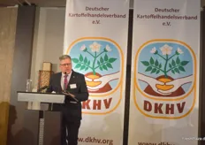 DKHV-Präsident Thomas Herkenrath referierte über den hohen Stellenwert der heimischen Kartoffel sowie die aktuellen Herausforderungen mit den sich die Kartoffelwirtschaft konfrontiert sieht.