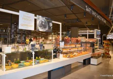 Moderne In-Store-Konzepte sind das Markenzeihen von Edeka Zurheide, wie etwa eine Saft- und Smoothietheke.