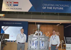 Am Stand der niederländischen Firma VDL Packaging.