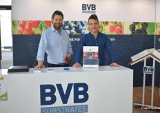 Eric Boot und Bart Verheijen vertreten BVB Substrates, den niederländischen Hersteller und Vermarkter von hochwertigen Substraten für die Beeren-Erzeugung.